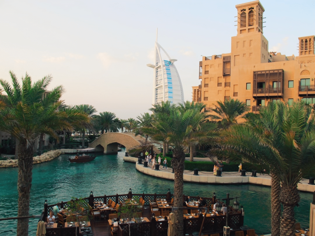 Opening a Restaurant in Dubai